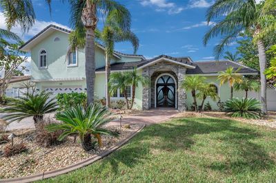 208 Driftwood Lane, House other with 4 bedrooms, 3 bathrooms and null parking in LARGO FL | Image 2