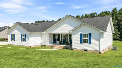 61 Three Grands Est, Rainsville, AL, 35986-3246 | Card Image