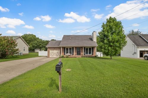 2685 Keyland Dr, Clarksville, TN, 37040-5963 | Card Image