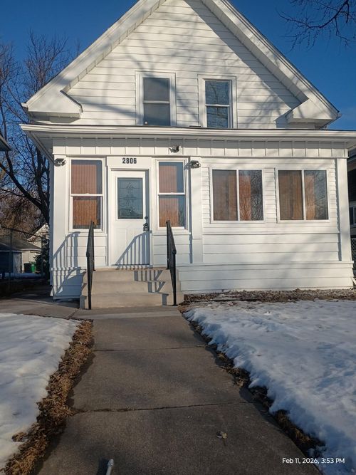 2806 Humboldt Ave N, Minneapolis, MN, 55411-1219 | Card Image