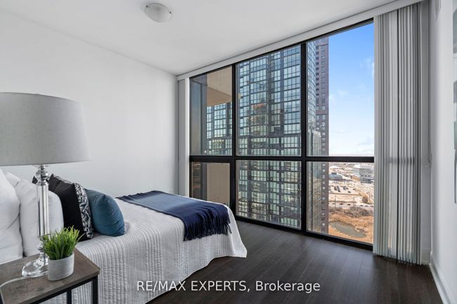 2406 - 2900 Highway 7 Road, Condo with 2 bedrooms, 2 bathrooms and null parking in Vaughan ON | Image 16