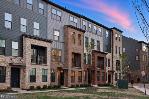4366 Black Tulip Way, CHANTILLY, VA, 20151 | Card Image