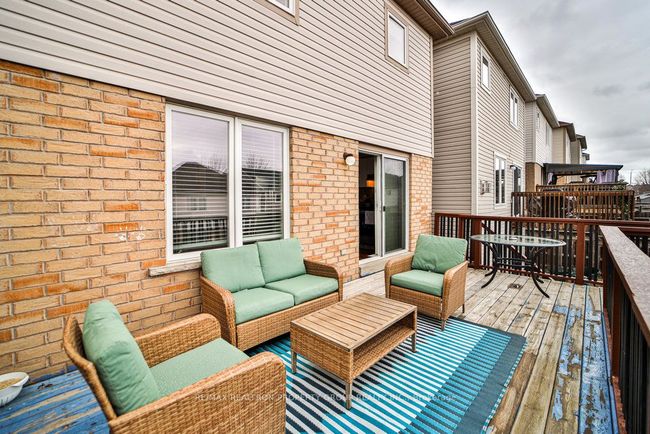 950 Taggart Cres, House other with 3 bedrooms, 3 bathrooms and 2 parking in Oshawa ON | Image 40