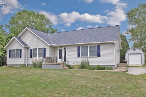 121 Fairview Ln, Kelley's Island, OH, 43438-6600 | Card Image