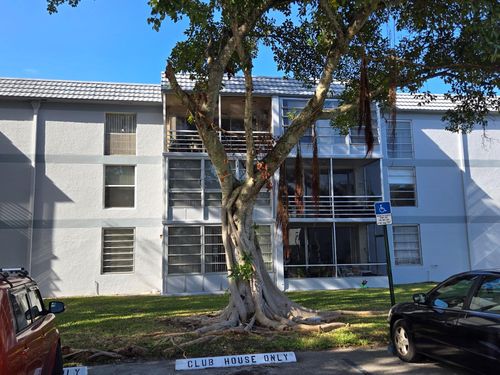 f209-8390 Sands Point Blvd, Tamarac, FL, 33321-3877 | Card Image