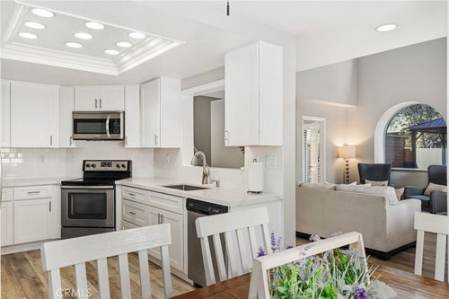 44-27841 Persimmon, Mission Viejo, CA, 92691-6657 | Card Image
