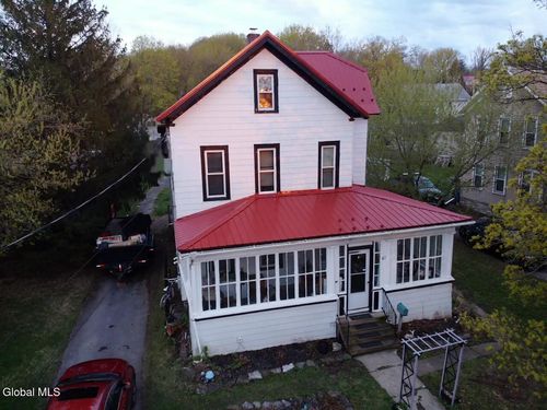 41 Barclay St, Canajoharie, NY, 13317-1425 | Card Image