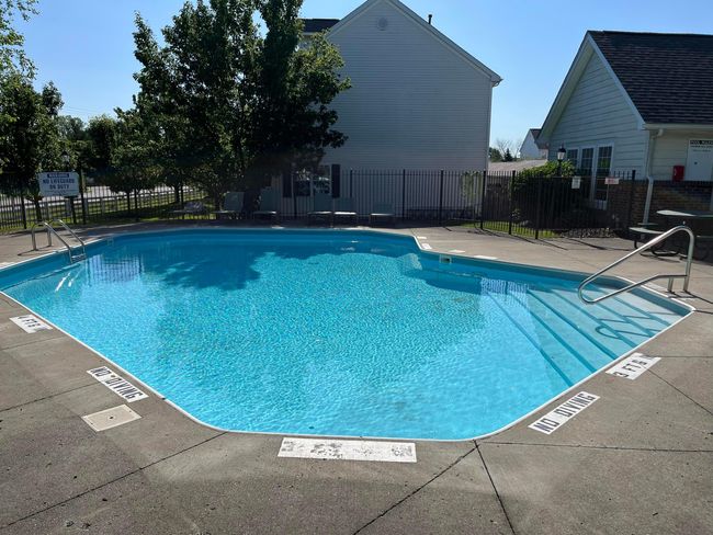 725 Lazelle Rd, Condo with 1 bedrooms, 2 bathrooms and null parking in Westerville OH | Image 42