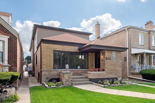 1905 N Nordica Ave, Chicago, IL, 60707-3835 | Card Image