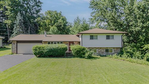 23313 W Hillcrest Dr, Lake Zurich, IL, 60047-9060 | Card Image