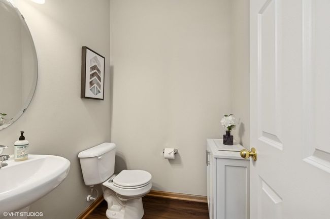Main level half bath | Image 21