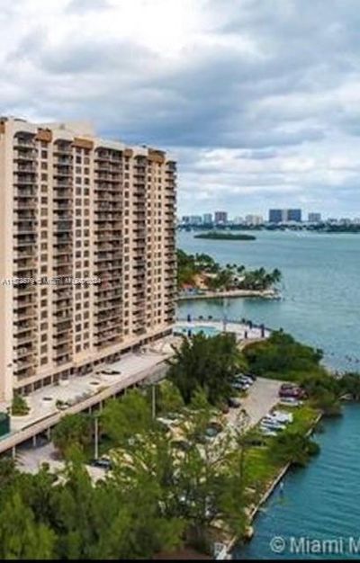 1108 - 1800 Ne 114th St, Condo with 2 bedrooms, 2 bathrooms and null parking in Miami FL | Image 3