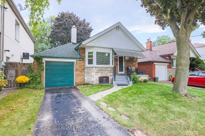 11 Elswick Rd, House other with 3 bedrooms, 2 bathrooms and 3 parking in East York ON | Image 1