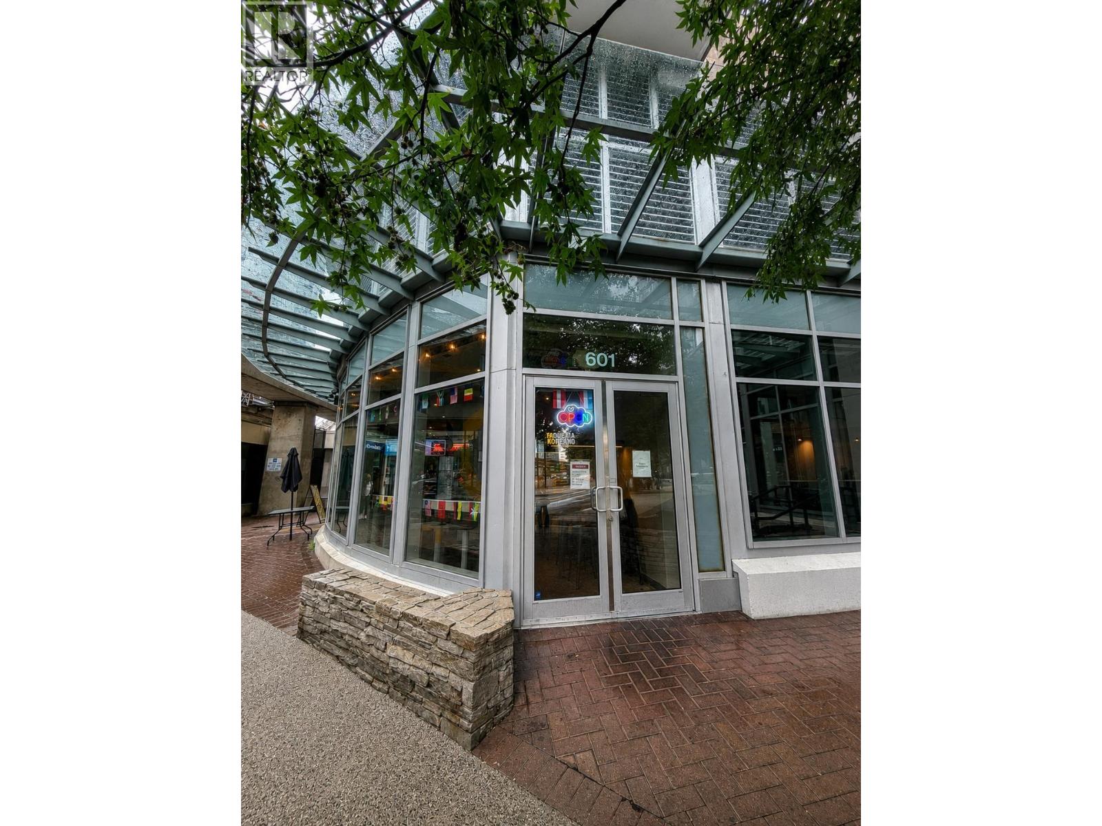 Commercial Sale in Vancouver 4