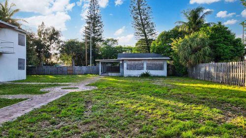 122 Sw 8th Ave, Delray Beach, FL, 33444-2546 | Card Image