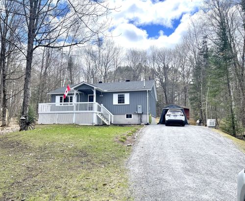 1160 Skeleton Lake Road 2, Utterson, ON, P0B1M0 | Card Image