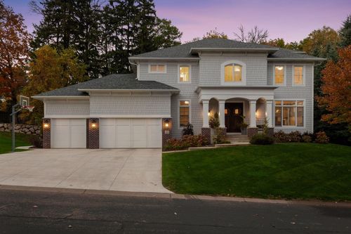 2050 Pinehurst Dr, Chanhassen, MN, 55317-4578 | Card Image