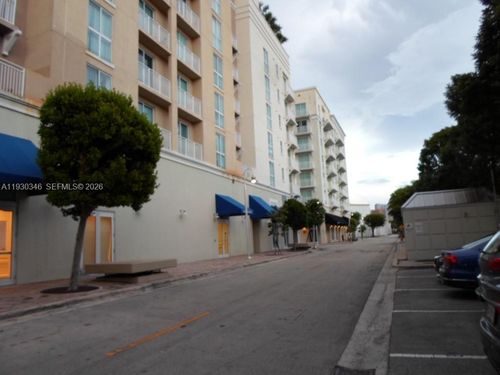 apt-611-7275 Sw 90th Way, Miami, FL, 33156-8332 | Card Image