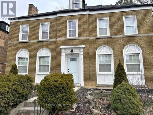 b-1745 Bathurst St, Toronto, ON, M5P3K5 | Card Image