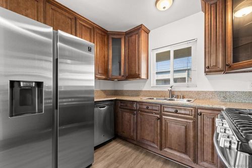 unit-9-4851 Cole St, San Diego, CA, 92117-1860 | Card Image