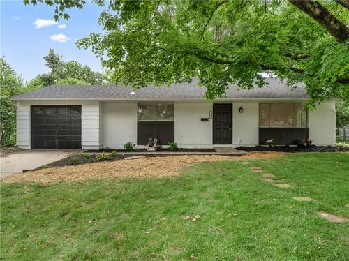 2524 Santa Rosa Dr, Dayton, OH, 45440-1129 | Card Image