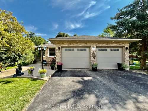 308 Mary St, Walkerton, ON, N0G2V0 | Card Image