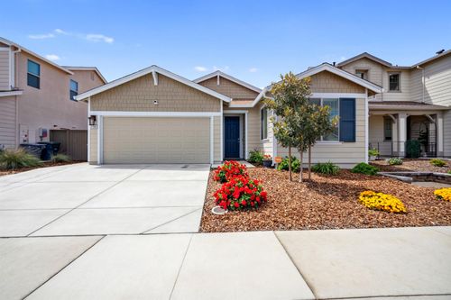 2196 Woodlet St, Marysville, CA, 95901-8385 | Card Image