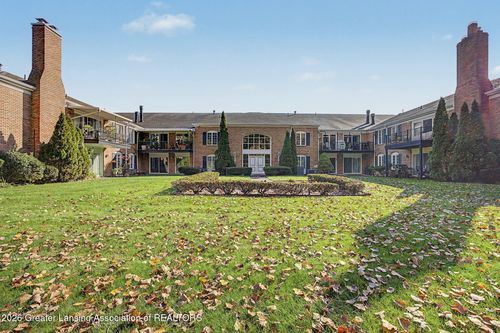 111-1740 Wellington Road, Lansing, MI, 48910 | Card Image