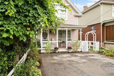 5408 Ontario Ave, House other with 2 bedrooms, 1 bathrooms and 2 parking in Niagara Falls ON | Image 3