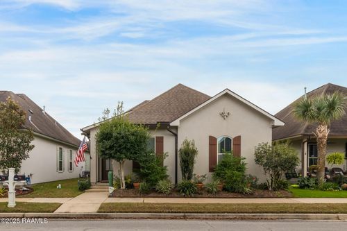 116 Laurel Grove Blvd, Youngsville, LA, 70592-6063 | Card Image