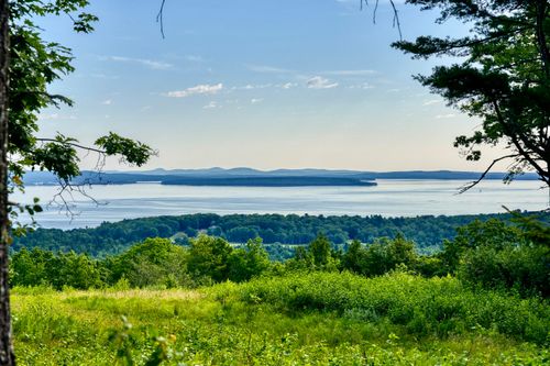 26 Mariner'S Watch Road, Northport, ME, 04849 | Card Image
