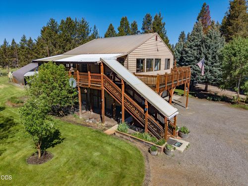 52971 Bridge Dr, La Pine, OR, 97739-8803 | Card Image