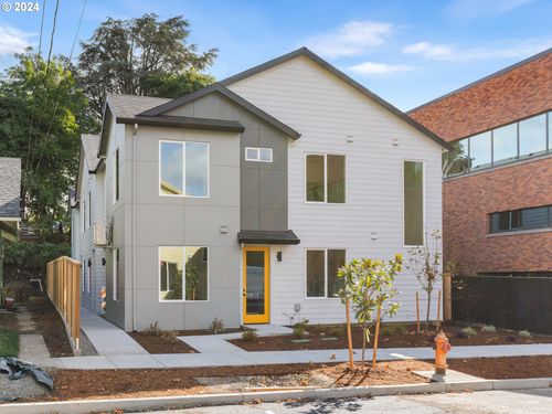 6-1316 Ne 46th Ave, Portland, OR, 97213-2122 | Card Image