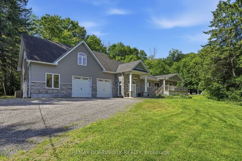 1110 Dunning Rd, Cumberland, ON, K4C1P5 | Card Image