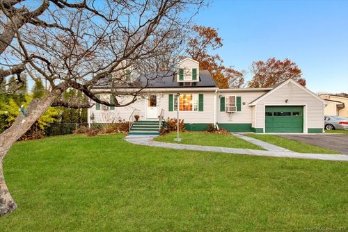 65 Clearview Dr, Bridgeport, CT, 06606-2447 | Card Image