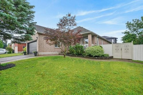 51 Westcliff Way, Cambridge, ON, N1S5B4 | Card Image