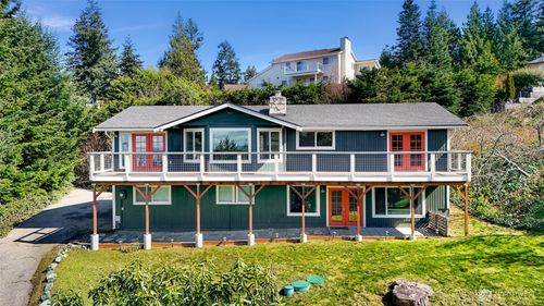 14055 Madrona Drive, Anacortes, WA, 98221 | Card Image