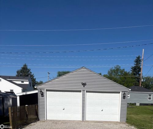 319 Mc Kinley Avenue, Ottumwa, IA, 52501 | Card Image