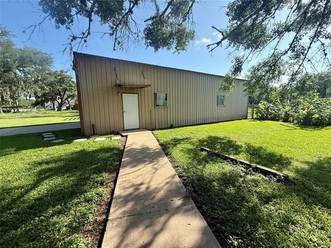3918 County Road 507, House other with 4 bedrooms, 2 bathrooms and 2 parking in Brazoria TX | Image 27