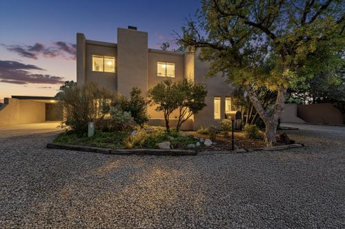 1025 Guadalupe Del Prado St, Albuquerque, NM, 87107-5434 | Card Image
