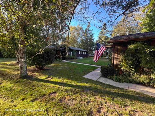 2643 Ringle Rd, Vassar, MI, 48768-9731 | Card Image