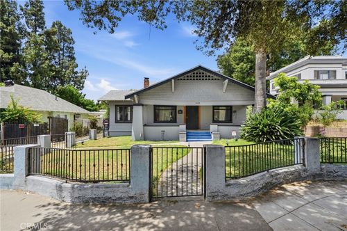 1098 N Marengo Ave, Pasadena, CA, 91103-2601 | Card Image