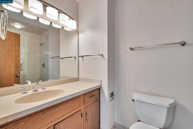 1056 Camino Verde Cir, Townhouse with 3 bedrooms, 4 bathrooms and 2 parking in Walnut Creek CA | Image 5