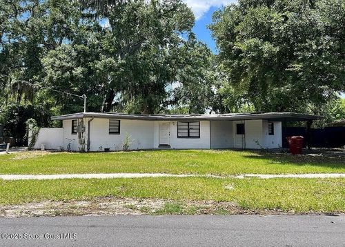 105 Burchwood Ave, PLANT CITY, FL, 33563-4502 | Card Image