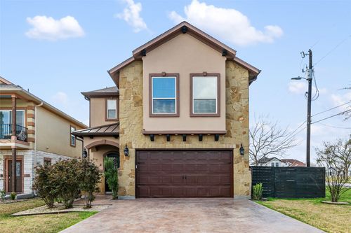 600 Samaripa St, Manor, TX, 78653-2300 | Card Image