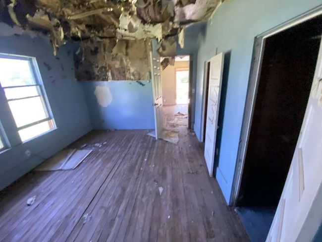 337 Sw Avenue B, House other with 3 bedrooms, 2 bathrooms and null parking in Hamlin TX | Image 7