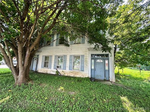 7991 E Main St, Lexington, IN, 47138-8612 | Card Image