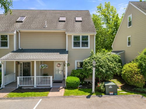 81-81 Hammond Pl, Woburn, MA, 01801-3449 | Card Image