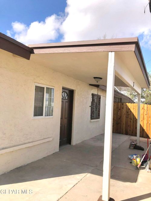 801 Delhi Dr, Socorro, TX, 79927-4287 | Card Image