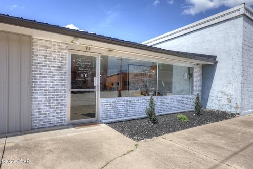111 E Grand Ave, Jasper, MO, 64755-9461 | Card Image